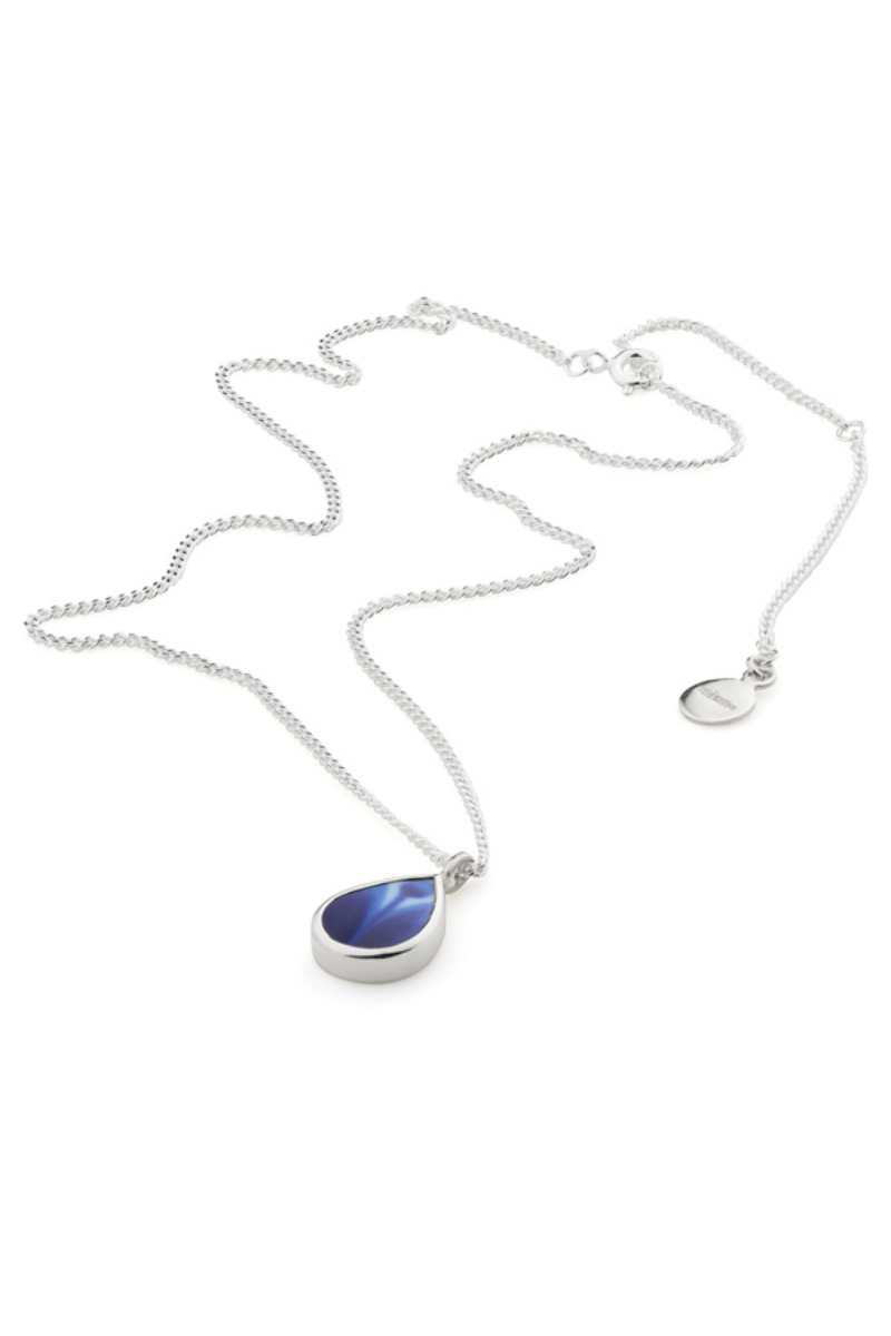 Mon Amie Petite Droppe Necklace - Scandinavian Design Jewelry - Sagen Sweden