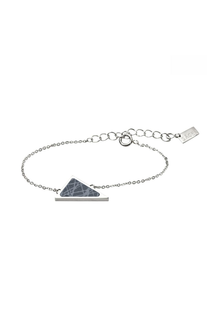 Virrvarr Triangle Bracelet